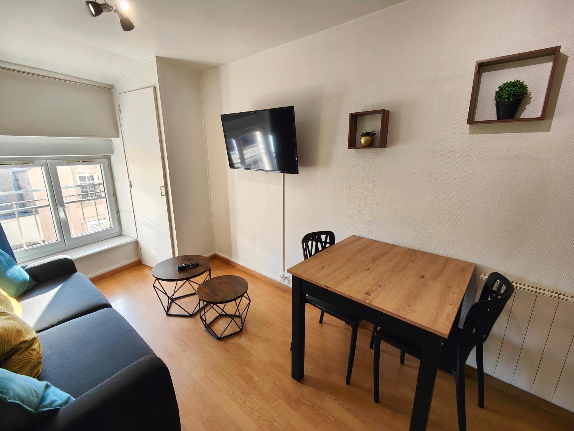 Hyper Centre - Gare Apartment